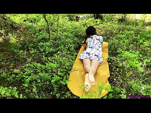 ❤️ Stranger on Tinder Masturbates My Pussy and Fucks Passionately in the woods (En främling på Tinder onanerar min fitta och knullar passionerat i skogen) ❤❌ Kvalitets sex at us ❤