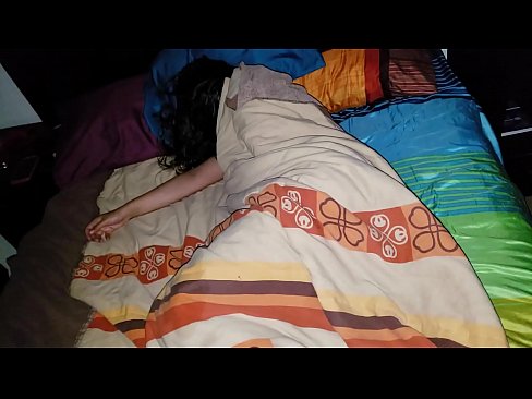 ❤️ Styvbarn som skäller ut sin unga styvmor medan hon sover. ❤❌ Kvalitets sex at us ❤